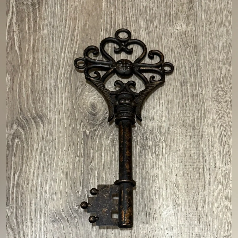Vintage Cast Iron Skeleton Key Wall Decor | Rustic Antique Style 13” - Picture 2 of 3